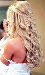 Frisuren Fur Abschlussball Fur Mittellanges Haar Abschlussball Frisuren Fur Haar Langhaar Mitt Medium Length Hair Styles Prom Hair Down Curly Prom Hair