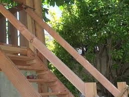 Holztreppe Selber Bauen Fur Garten Und Terrasse Heimwerker De Holztreppe Selber Bauen Treppe Selber Bauen Treppe Bauen