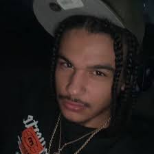 How to find teammates to play ranked resurgence and reach platinum rank?