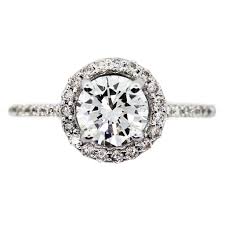 The cost depends on factors such as the cut quality, clarity, color and shape of the diamond. How Much Does A One Carat Diamond Cost