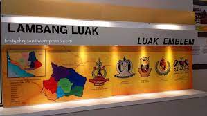 Antaranya suku suku yang terdapat di negeri sembilan ialah : Negeri Sembilan Secuil Ranah Minang Di Semananjung Malaysia Firsty Chrysant