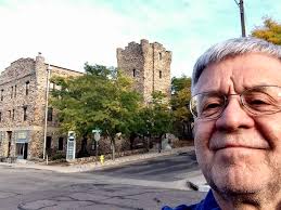 Frank Leek passed away at age 84 during the pandemic in 2020, maybe you  knew him and his wife Gerry. He was GHS class of '54, owner of the  Sportsmans Barber Shop