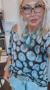 Hippie Cowgirl Couture was live.