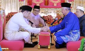 Episode nton malam ini bersama datuk dr ustazah norhafizah musa mengupas topik cabaran anak soleh. 5 Perkara Paling Awesome Tentang Perkahwinan Anak Datuk Seri Najib Razak