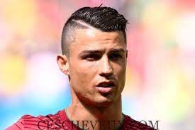 Trois coiffures différentes 60, classique aidée par une alopécie naissante ou charlton et stiles regarder ère moderne meilleur. Coupe De Cheveux De Footballeur 2016 Comme Pour Inspirer Style De Cheveux De Andre Christiano Ronaldo Haircut Cristiano Ronaldo Hairstyle Ronaldo Hair