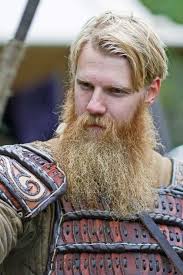 While beard hair typically grows a 1/2 inch per month, some can experience a full inch worth of growth over the same period of time. Viking Beard Braid Styles Shefalitayal