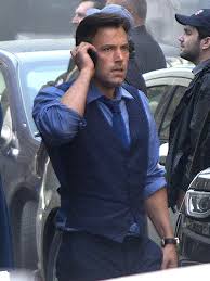 Ben affleck's embodiment of bruce wayne and batman are driven home by quiet moments with alfred, diana prince and others. Ben Affleck Makes One Slick Bruce Wayne On Batman V Superman Dawn Of Justice Set People Com