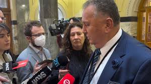 Was a pleasure to host Prime Minister @christopherluxon with supporters in  Mana/Kapiti. Great feedback as the boss was interviewed by veteran sports  broadcaster Bryan Waddle. If you want to hear about events