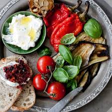 1001 Idees Pour Un Plateau De Charcuterie Et De Fromages Facon Antipasti Italien Plateau Antipasti Antipasti Italien Antipasti