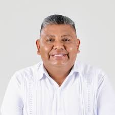 Roberto Pérez Delgado updated his...