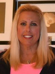 Karen Campanaro's Instagram, Twitter & Facebook