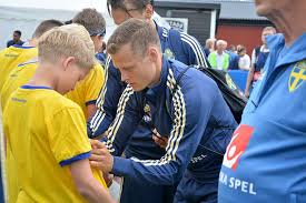 La fiche de viktor claesson (krasnodar) sur sofoot.com. Https Xn Vrnamo Bua Nu Sport Fotboll Anna Och Viktor Bland Favoriterna