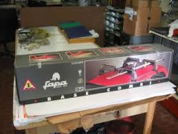 I box da tetto per auto sviluppati da modula case system si caratterizzano per design, praticità d'uso e semplicità di installazione. Fapa Barres Au Toit