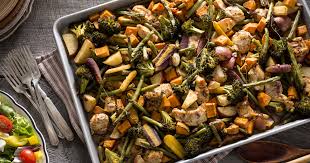What 7 Fitness Experts Eat For Lunch