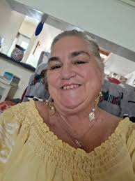 My husband, Eric, was given weeks to live due to cancer. I was sitting  outside the hospital, devastated, when a stranger approached me. She sat  down and said, "Set up a hidden