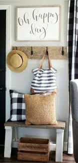 Diy Foyer Decorating Ideas For Small Foyers And Apartment Entryways Clever Diy Ideas Home Decor Mudroom Decor Hall Decor