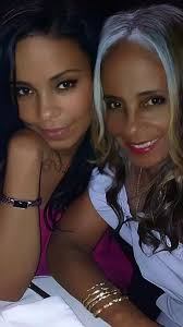 CCH Pounder Remembers Her 25-Year Marriage to Boubacar Kone #cchpounder  #boubacarkone #celebritynews #celebrities #celebrity #hollywood #reels