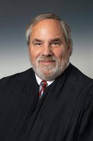 Sue Bybee's Instagram, Twitter & Facebook