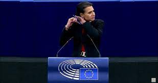 阿米尼之死傳遍歐洲歐洲議會瑞典議員剪髮力挺