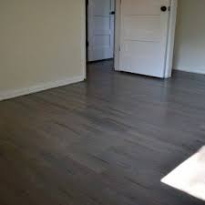 Red Oak Gray Thornton Co The Flooring Artists Red Oak Floors Red Oak Hardwood Floors Wide Plank Hardwood Floors