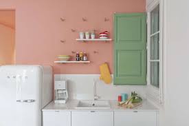 Jika tidak ingin terlalu menonjol, jangan gunakan warna ini pada keempat dinding dapur. Biar Tak Bosan Masak Intip 10 Warna Cat Dapur Anti Mainstream Okezone Economy