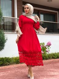 Tesettur Etek Ucu Dantelli Elbise Modelleri Elbise Elbise Modelleri Abaya Tarzi