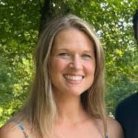 Amanda Nanni's Instagram, Twitter & Facebook