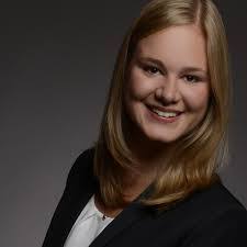 Elisa Weber's Instagram, Twitter & Facebook