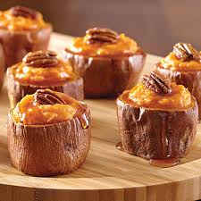 If you don't feel safe enough to have a full thanksgiving dinner with family or friends, think about inviting people over just for dessert after you've had your traditional meal. Cute Creative Thanksgiving Ideas Recipe Ideas Pampered Chef Us Site