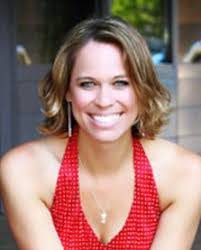 Amy Janelle's Instagram, Twitter & Facebook