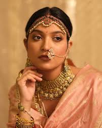 Sidra Gold Ruby and Pearl Mathapatti for Bride