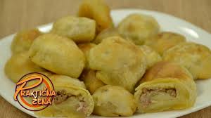 Prakticna Zena Sasa Pantic Mantije Youtube Food Hamburger Bun Bread