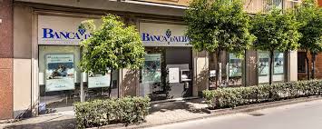 Search over 14 million words and phrases in more than 490 language pairs. Filiale Alassio Banca D Alba