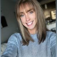 Julie Meadows's Instagram, Twitter & Facebook