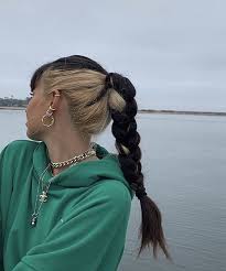 See more ideas about hair color streaks, hair inspo color, hair color underneath. 102 Images About Hair On We Heart It See More About Hair Girl And Beauty