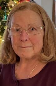 Linda Nell's Instagram, Twitter & Facebook