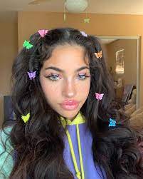 First of all, dark academia hair is generally natural. 400 Vereenasayed Ideas Vereena Sayed Outfits Aesthetic Hair Hair Clips 90s