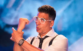 Based on an incredible true story of the battle of saragarhi in which an army of 21 sikhs fought against 10,000 afghans in 1897. Mission Mangal Box Office Akshay Kumar Scores His Fastest Century For A Bollywood Film