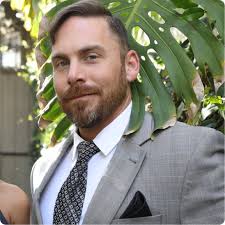 Ernest Spicer's Instagram, Twitter & Facebook