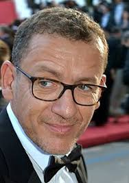 Jeanne is loyal and fiercely protective of her master, luca. Dany Boon Wikipedia