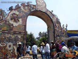The light is often tinted red, yellow, or blue. City Market Of Tepoztlan Tepoztlan Travel By Mexico