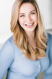 Darlene Bain's Instagram, Twitter & Facebook