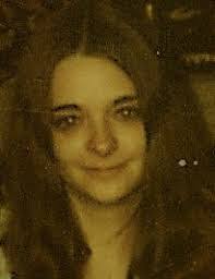 Sandy Batey's Instagram, Twitter & Facebook