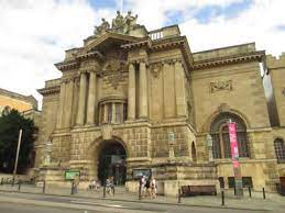 As part of bristol culture it is run by the bristol city council with no entrance fee. Bristol City Museum Art Gallery Bristol