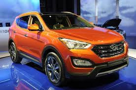 2013 Hyundai Santa Fe Goes On Big Diet Unveils Five And Seven Passenger Models Hyundai Santa Fe Hyundai Santa Fe Sport New Hyundai Santa Fe