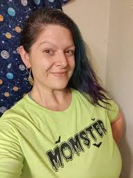 Halloween Costume Sharing and Past Experiences