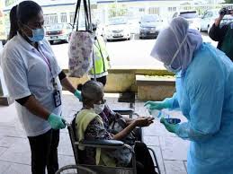 Tentukan pecahan yang senilai dengan 2/4, cek link berikut ini: Pengorbanan Petugas Barisan Hadapan Dihargai