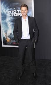 Remember Jeremy Sumpter From Peter Pan You Have To See What He Looks Like All Grown Up Jeremy Sumpter Jeremy Sumpter Peter Pan Peter Pan