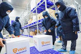Bác sĩ từ quốc tuấn, giám đốc sở y tế an giang thông tin, trên địa bàn tỉnh vừa ghi nhận một trường hợp tử vong do sốc phản vệ sau tiêm chủng vắc xin. Bá»™ Y Táº¿ Phan Bá»• Váº¯c Xin Astrazeneca Phong Covid 19 Ä'á»£t 4 Cho 22 Tá»‰nh Thanh Phá»'