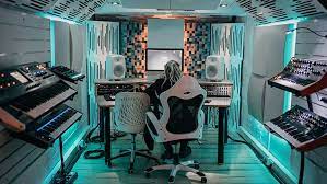 Sae is the world's leading educator in creative media industries. Sae Institute Studiengange Im Uberblick Delamar De